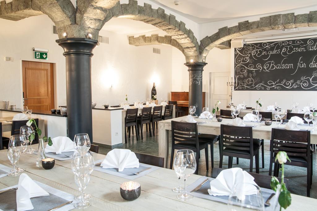 Hotel & Restaurant Hofmatt Muenchenstein Екстер'єр фото